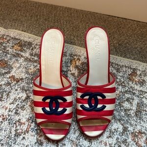 CHANEL Red and White Mules with Striped Design